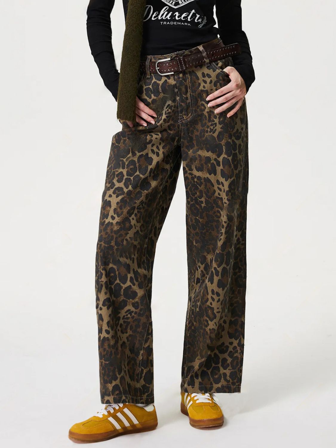 Leopard Straight Jeans w/ Pockets